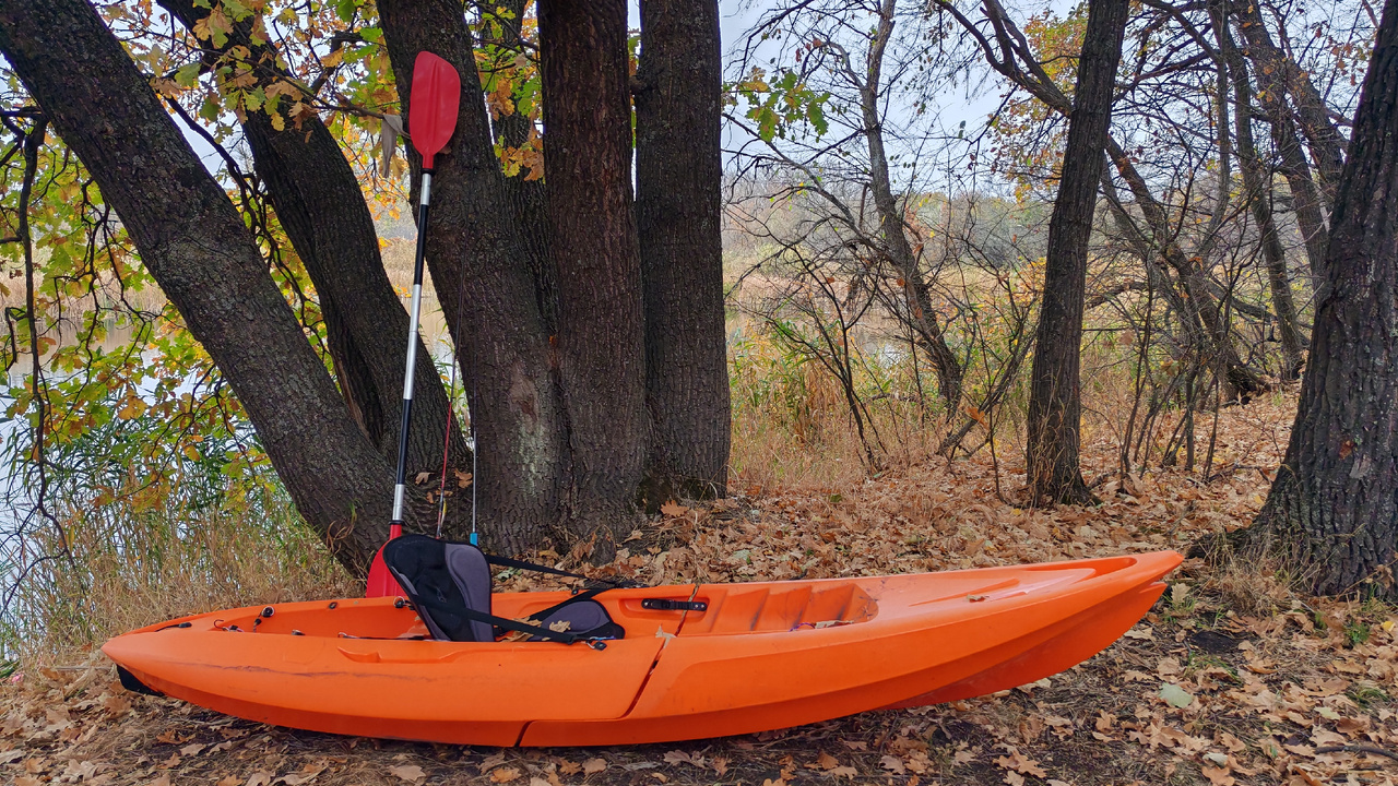 Друзья, рыбалка, северное сияние — сплав на каяках по реке Терсе