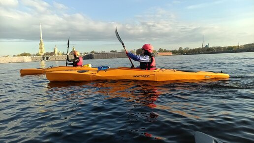Открытая или закрытая посадка в каяке? Рассказываем, в чем разница
